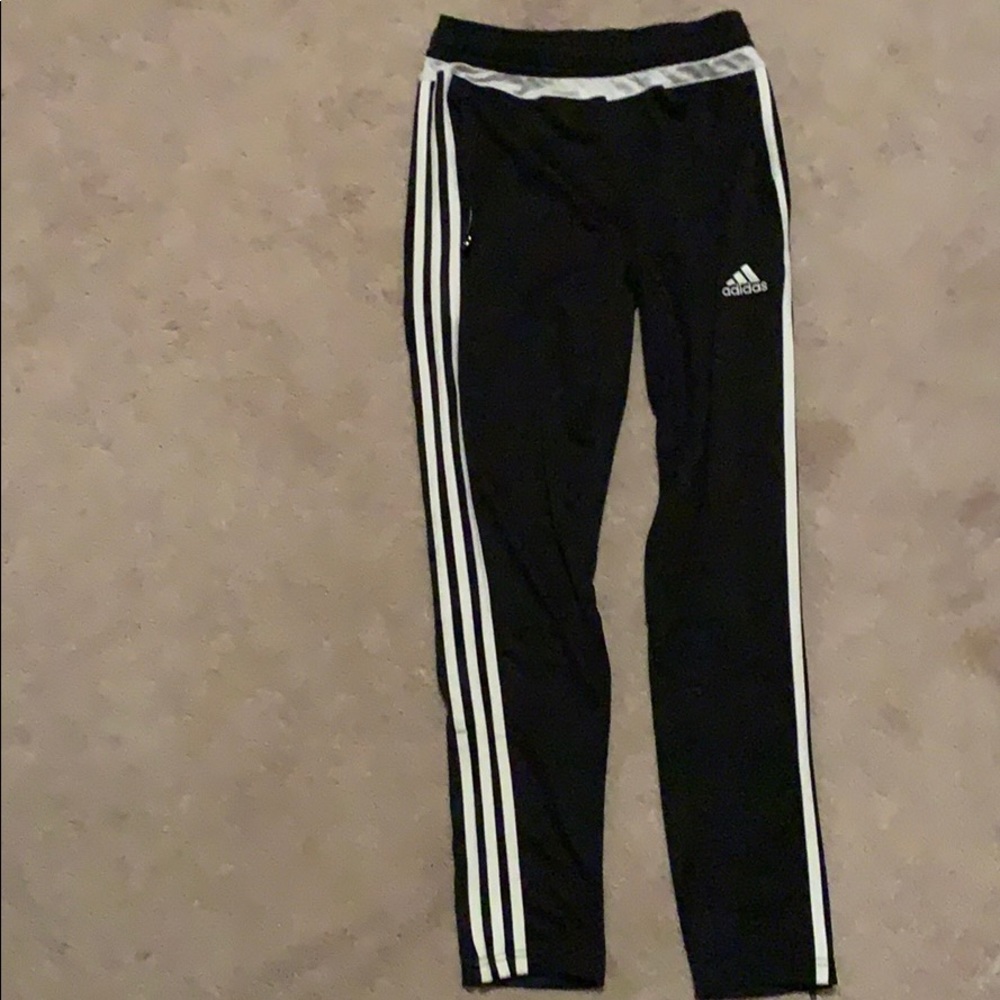 Youth Medium black adidas pants